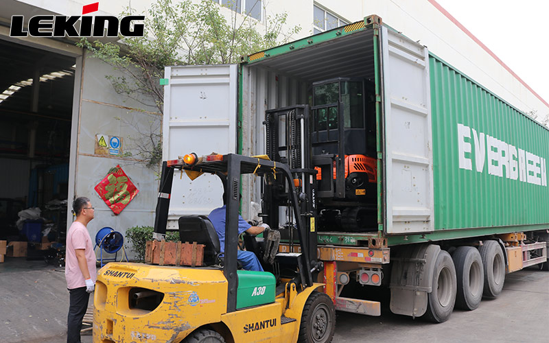 KV18 mini excavator export loading