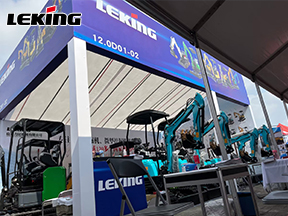 Leking Machinery brought a variety of micro-excavation products to the Canton Fair
