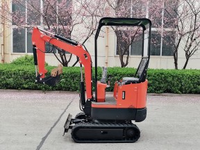 Maintenance cycle of small excavators